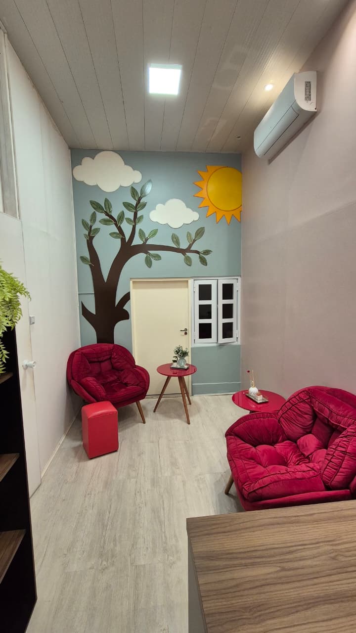 Espaço acolhedor para crianças e adolescentes